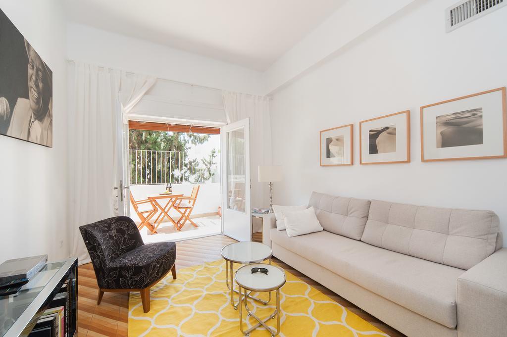 Charming 2Bd Apt W/ Balcony By Sea N' Rent Tel Aviv Phòng bức ảnh